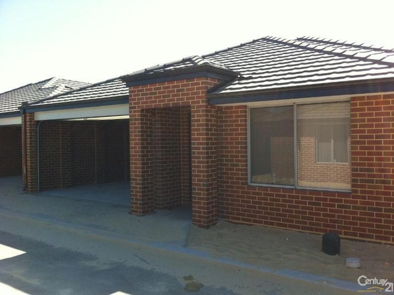 2/11 Hodnet Bend, The Vines WA 6069