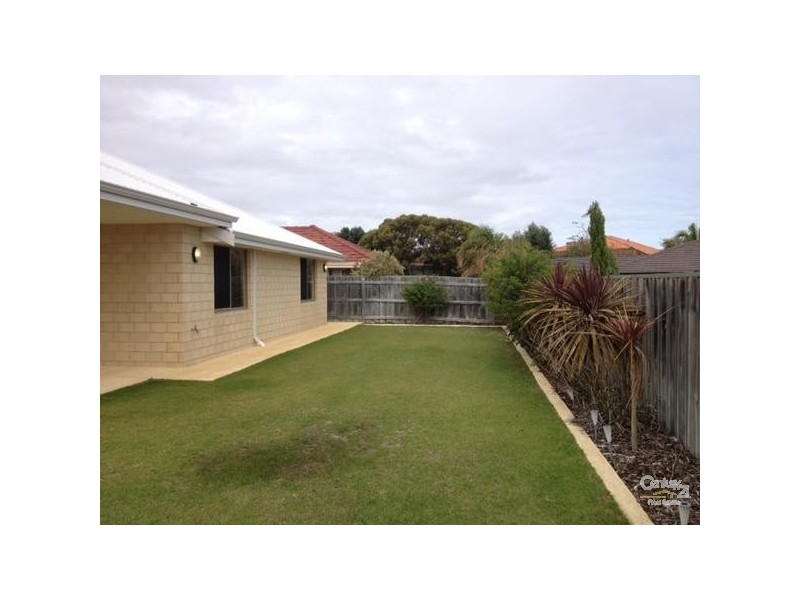 4 Clarion Pass, Quinns Rocks WA 6030