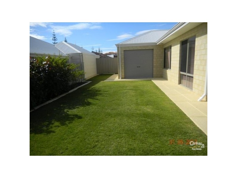 4 Clarion Pass, Quinns Rocks WA 6030