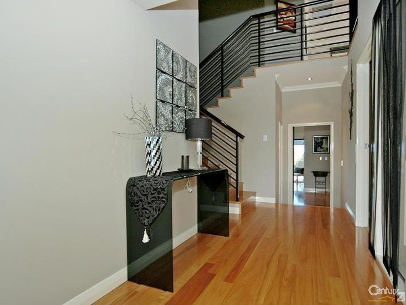 15 Crofton Cove, Mindarie WA 6030