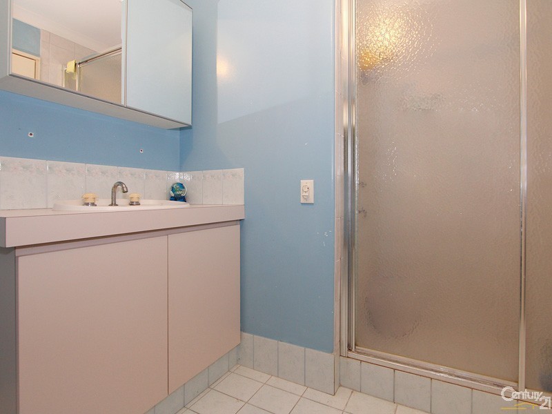 70 Whitfield Drive, Two Rocks WA 6037