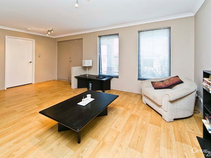 87 Rosegreen Avenue, Butler WA 6036