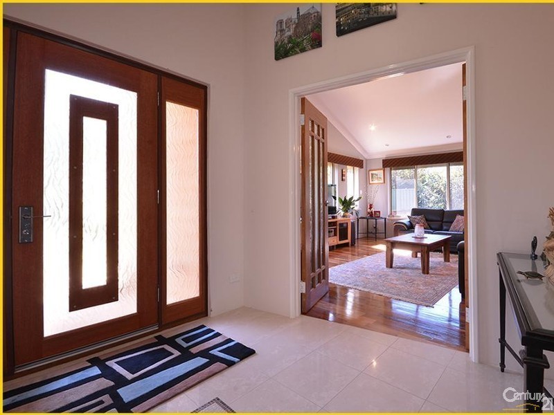 16 Javez Drive, Quinns Rocks WA 6030