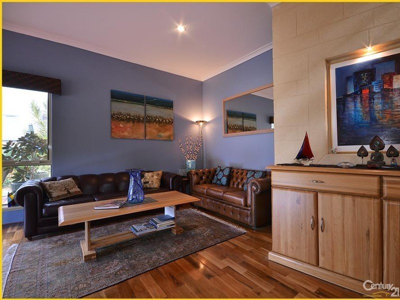 16 Javez Drive, Quinns Rocks WA 6030