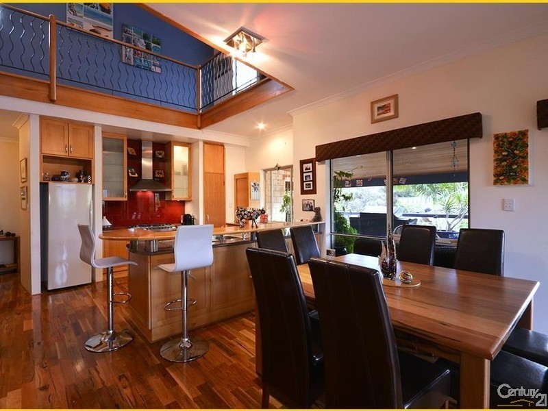 16 Javez Drive, Quinns Rocks WA 6030