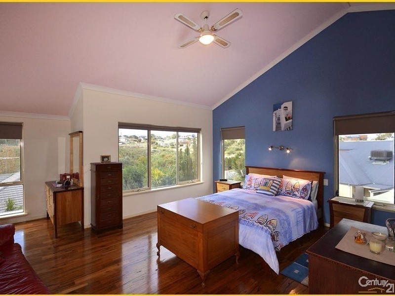 16 Javez Drive, Quinns Rocks WA 6030