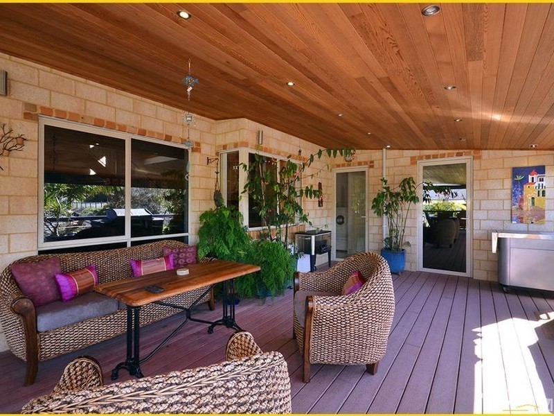 16 Javez Drive, Quinns Rocks WA 6030