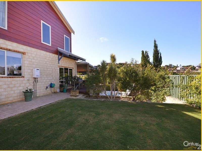 16 Javez Drive, Quinns Rocks WA 6030