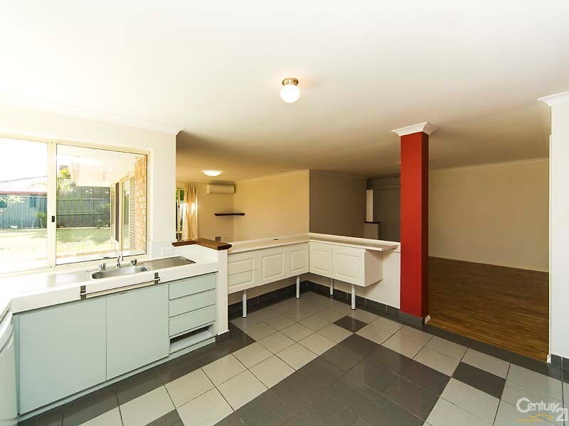 10 Hakata Place, Merriwa WA 6030