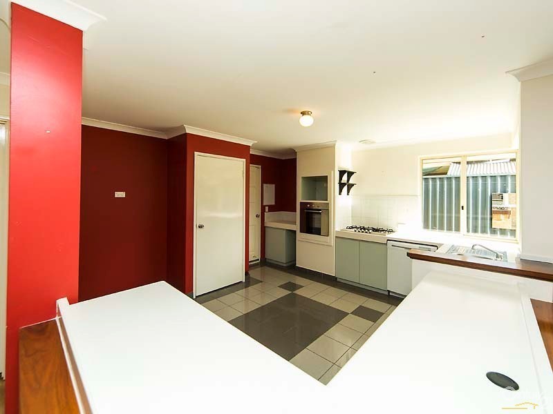 10 Hakata Place, Merriwa WA 6030