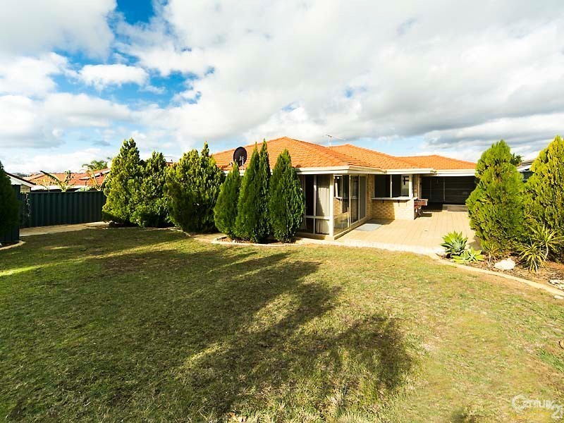 10 Hakata Place, Merriwa WA 6030