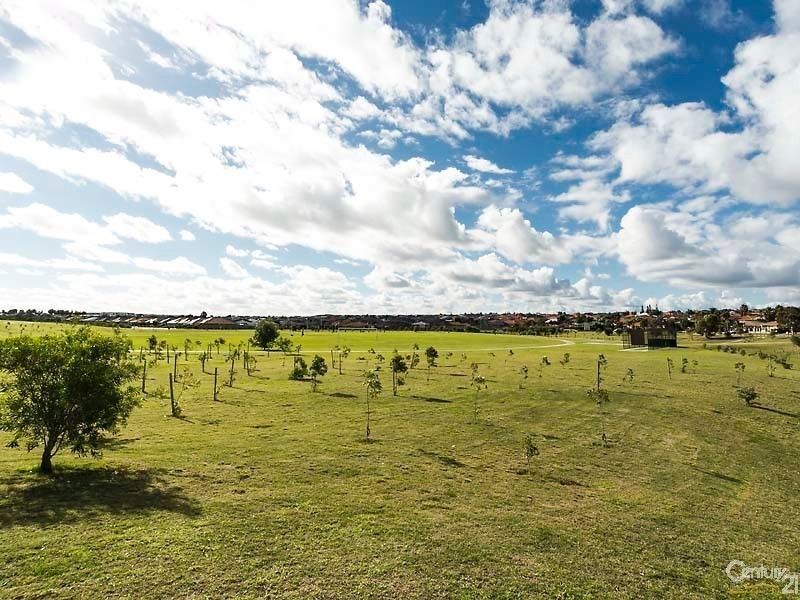 10 Hakata Place, Merriwa WA 6030