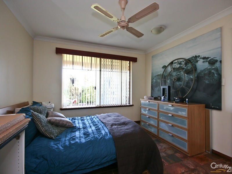 23 Mindarie Drive, Quinns Rocks WA 6030