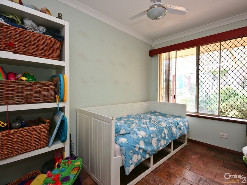 23 Mindarie Drive, Quinns Rocks WA 6030