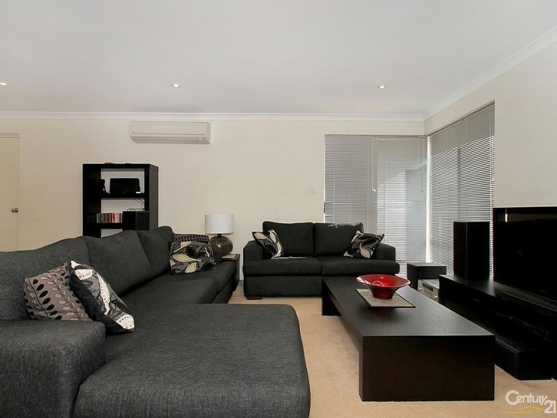 3 Tambelyn Street, Clarkson WA 6030