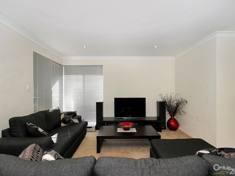 3 Tambelyn Street, Clarkson WA 6030