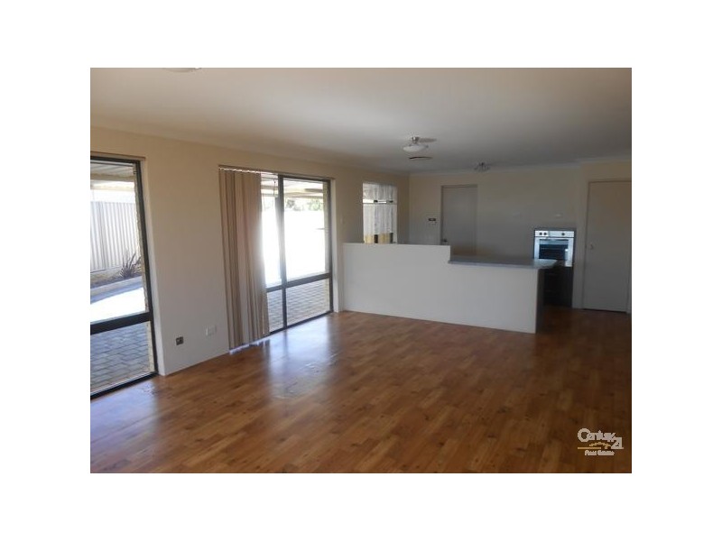 3 Saintfield Corner, Ridgewood WA 6030