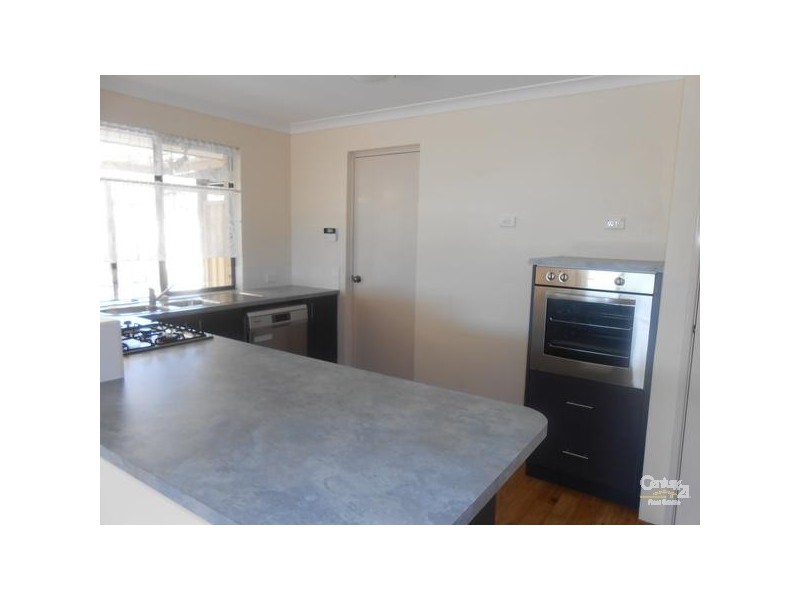 3 Saintfield Corner, Ridgewood WA 6030