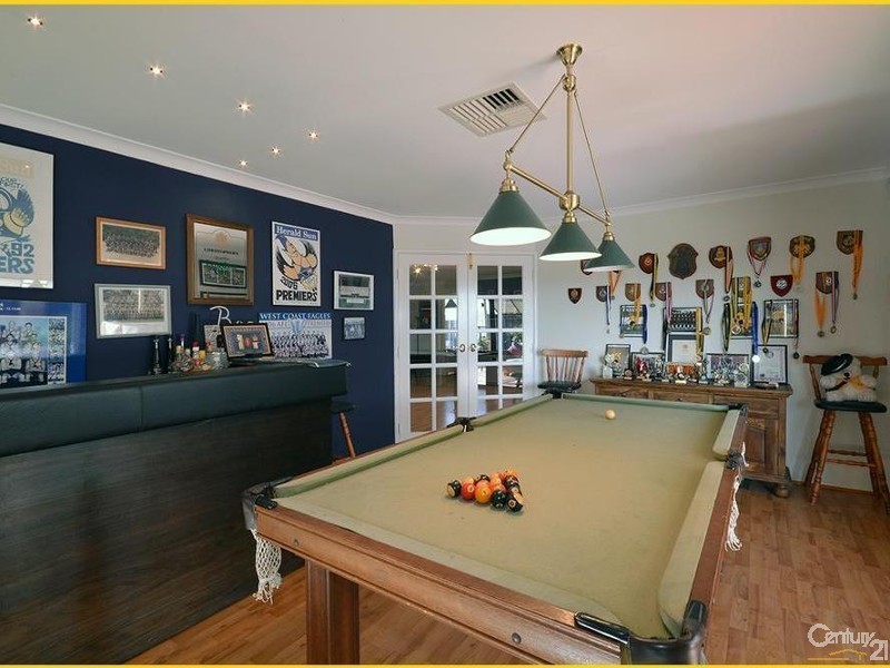 2 Crofton Cove, Mindarie WA 6030