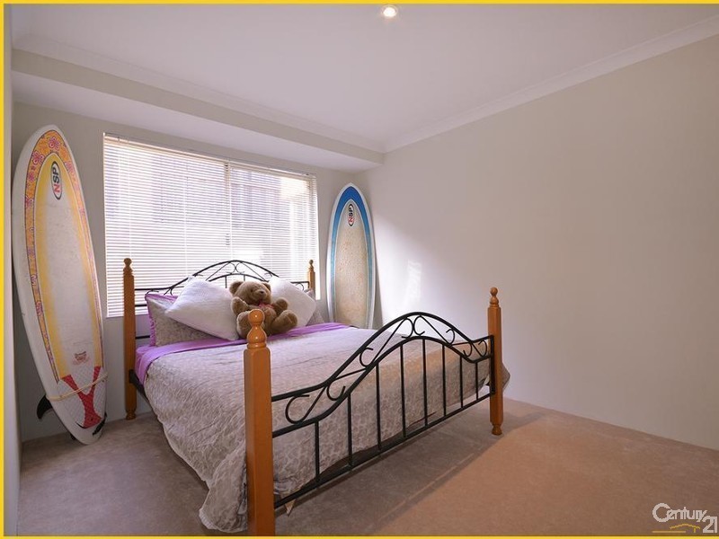 2 Crofton Cove, Mindarie WA 6030