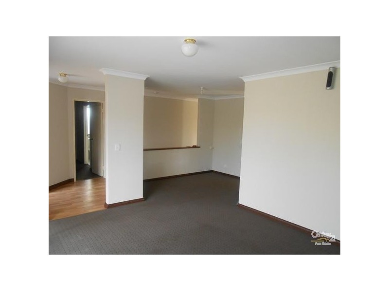 25 ST BARNABAS BOULEVARD, Quinns Rocks WA 6030