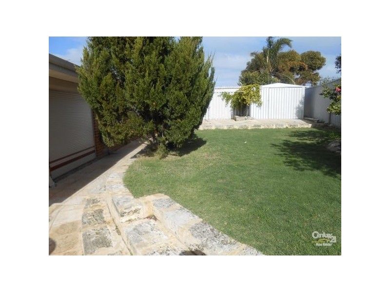 25 ST BARNABAS BOULEVARD, Quinns Rocks WA 6030