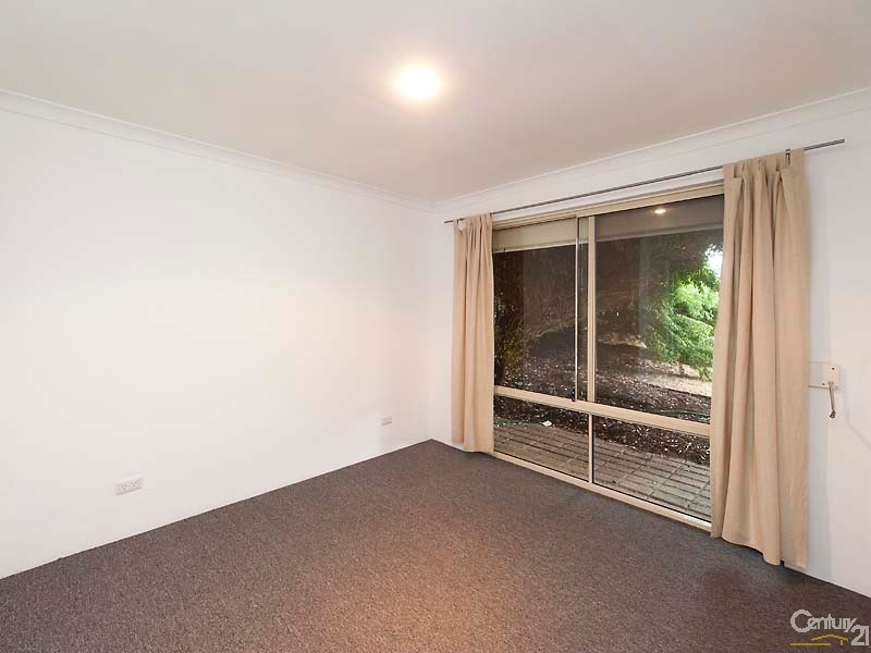 1 Sandow Green, Clarkson WA 6030