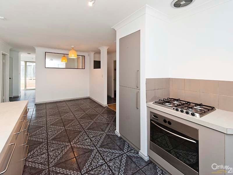 1 Sandow Green, Clarkson WA 6030