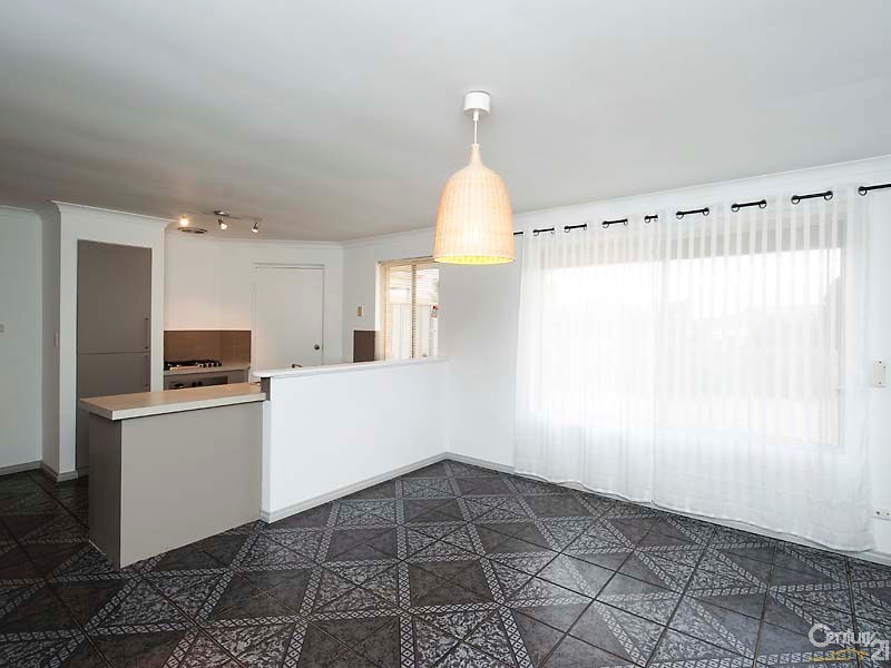 1 Sandow Green, Clarkson WA 6030