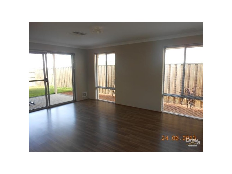 58 Zamia Rise, Yanchep WA 6035