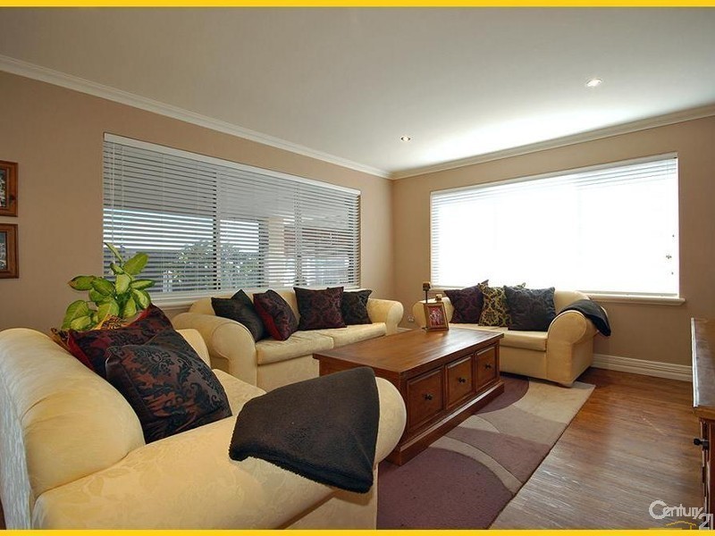 12 Manta Pass, Mindarie WA 6030