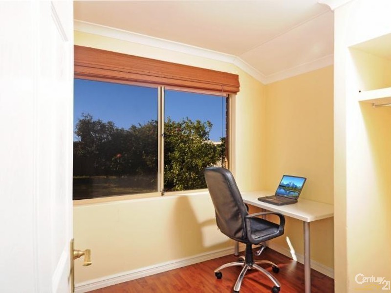 10 Heppell Gardens, Clarkson WA 6030