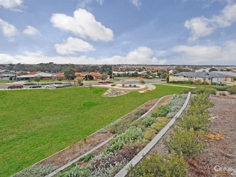 7 Hollywood Heights, Clarkson WA 6030