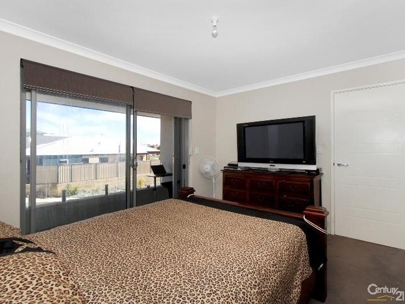 16 Melbourne Loop, Clarkson WA 6030