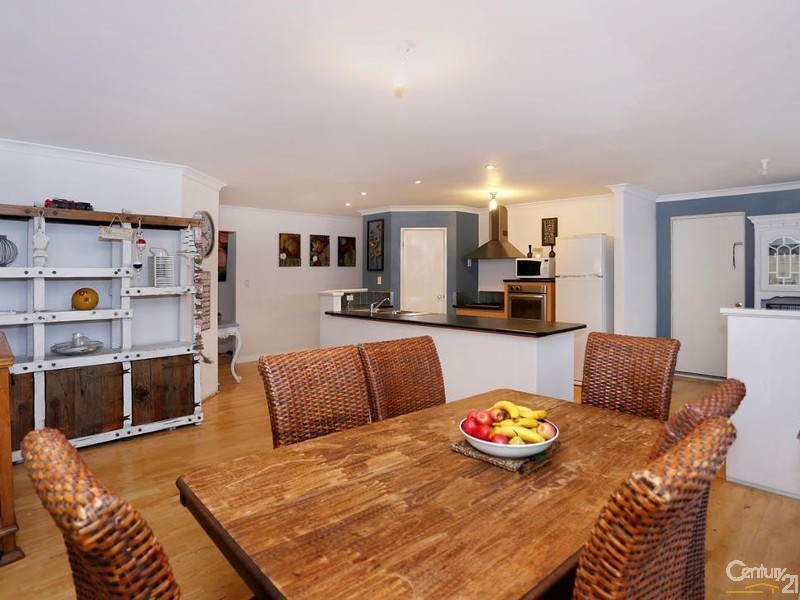 44 Shropshire Crescent, Butler WA 6036