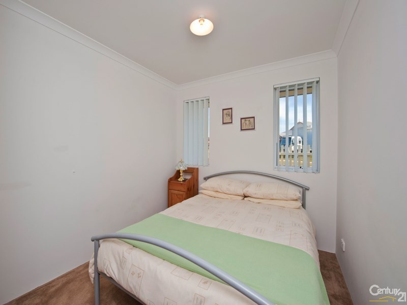 7 Yaroomba Place, Clarkson WA 6030