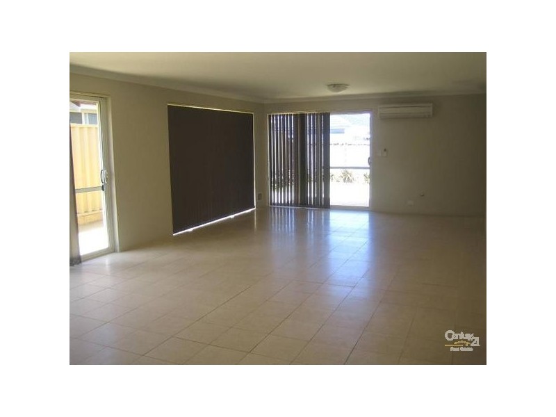 14 Roosky Approach, Ridgewood WA 6030