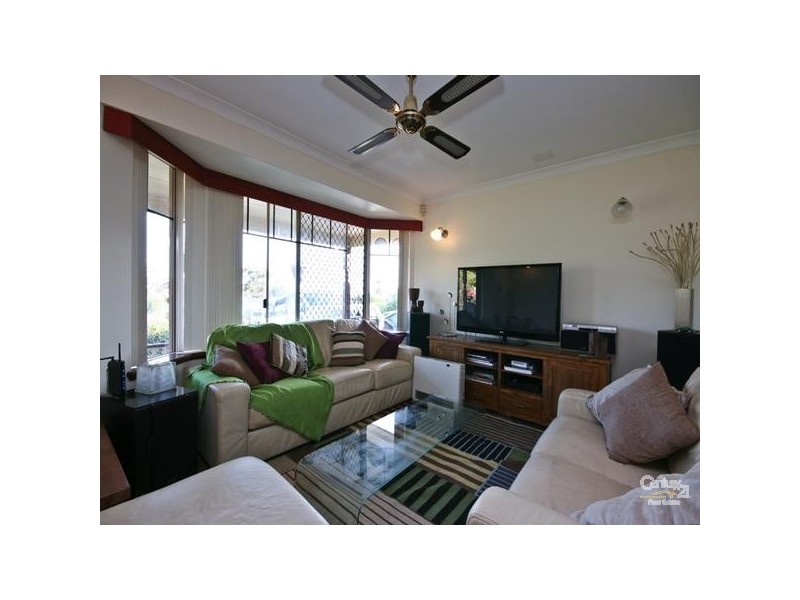 23 MINDARIE DRIVE, Quinns Rocks WA 6030