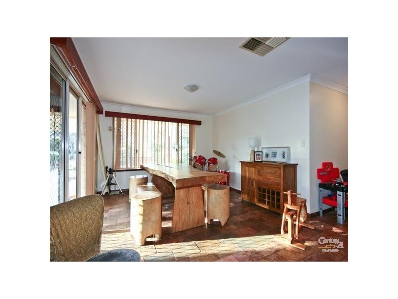 23 MINDARIE DRIVE, Quinns Rocks WA 6030