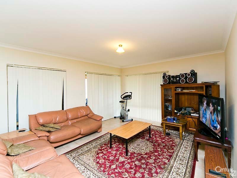 10 Lenswood Retreat, Clarkson WA 6030