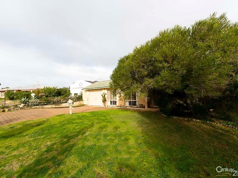 10 Lenswood Retreat, Clarkson WA 6030