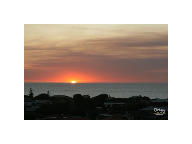 18 Cox Crescent, Quinns Rocks WA 6030