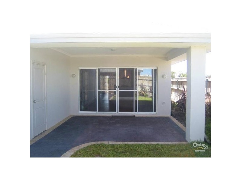 5 Azure Mews, Yanchep WA 6035