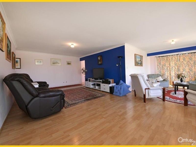 9 Bowen Lane, Mindarie WA 6030