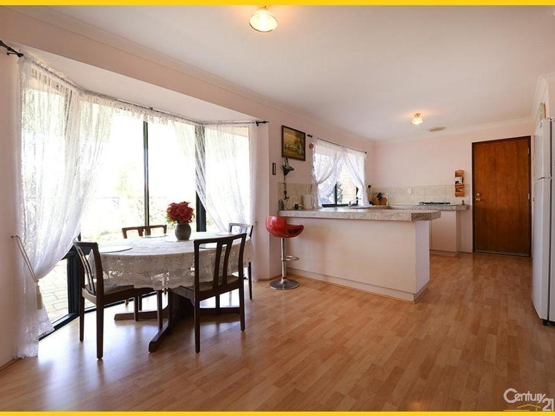 9 Bowen Lane, Mindarie WA 6030