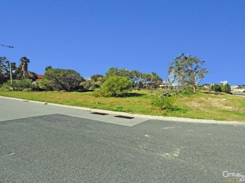 35 Mindarie Drive, Quinns Rocks WA 6030