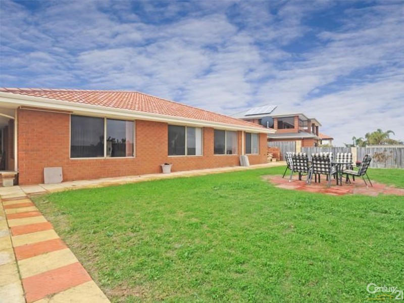 53 Limetree Circuit, Mindarie WA 6030