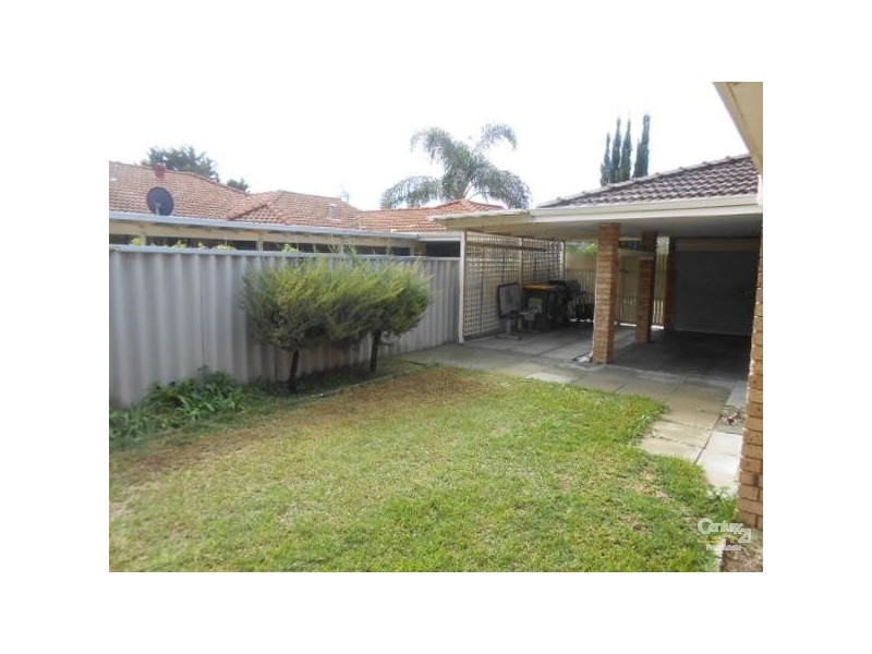 27 Meadow Place, Quinns Rocks WA 6030