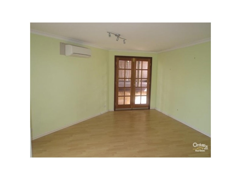 33 Waring Green, Clarkson WA 6030
