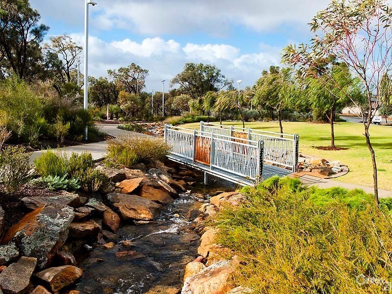 11 Saxicola Road, Banksia Grove WA 6031
